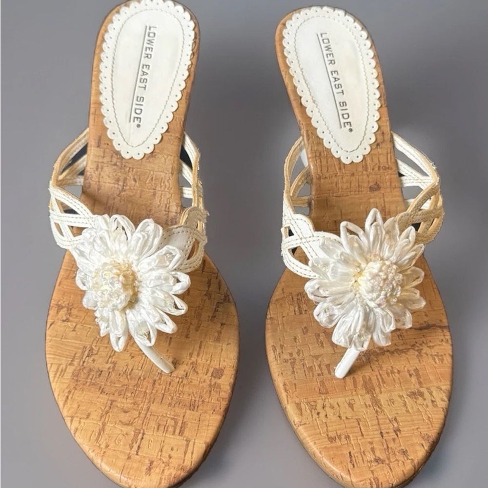 Lower East Side Women's Cream Floral Wedge Sandals - Picture 13 of 13